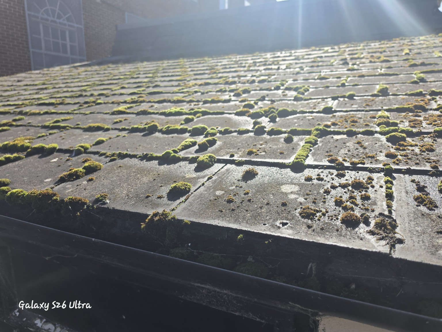 Asbestos-cement roof slates